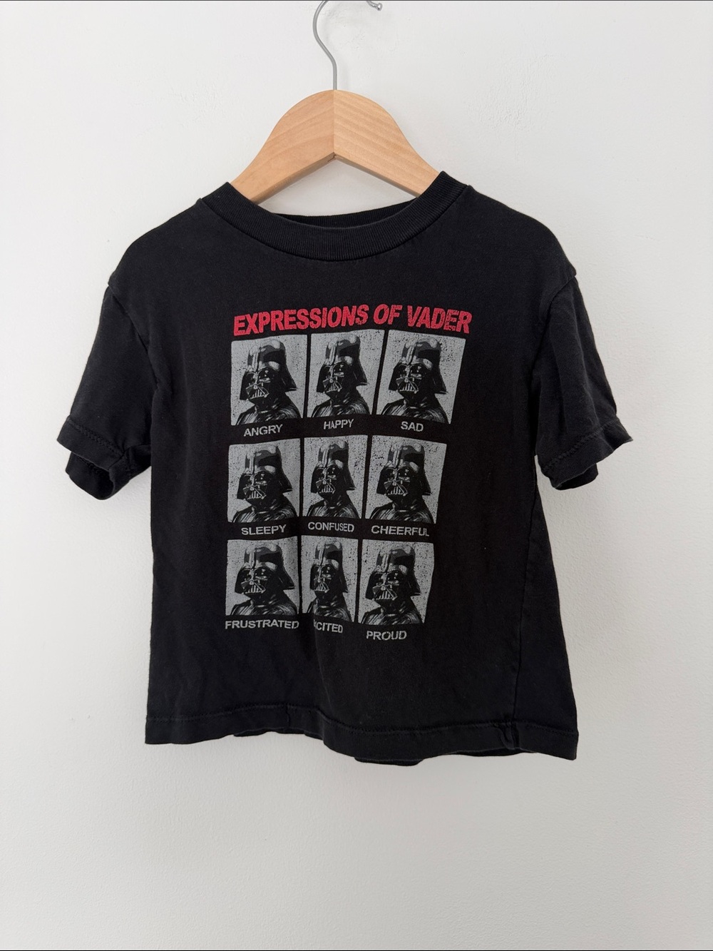 Star Wars Official Merch Kids' 'Expressions of Vader' Black Graphic Tee 3-4 Y